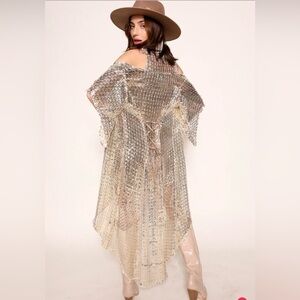 NWT Eastnwest Label Medusa Kimono Sequin Square Duster in Gold Size 1(S/M)